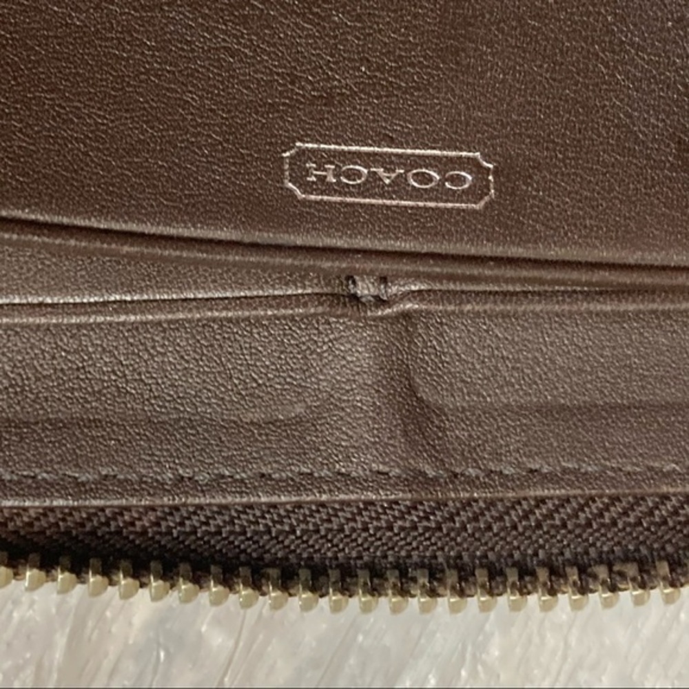 Coach brown zipper clutch wallet - Picture 8 of 12